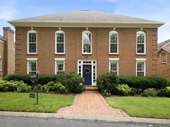303 Charlesgate Pl, Nashville, TN 37215
