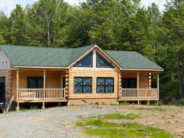 344 Burns Rd, Waymart, PA 18472