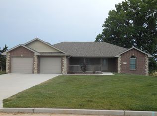 1303 Thayer Rd, Jefferson City, MO 65101