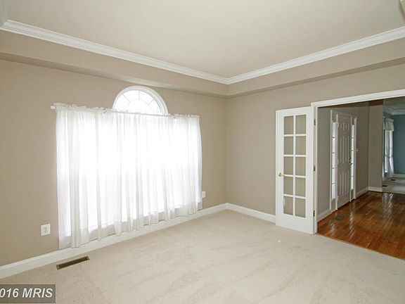 3rd image of 13572 Den Hollow Ct