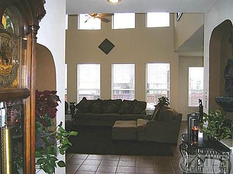 3rd image of 5728 Braewood Ln