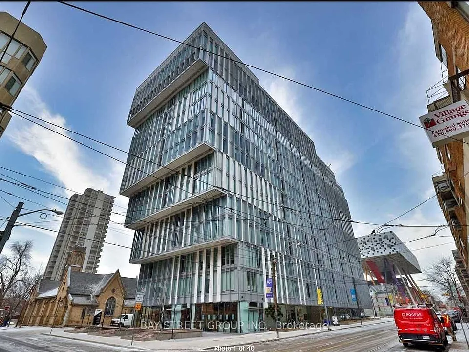 50 McCaul St #608