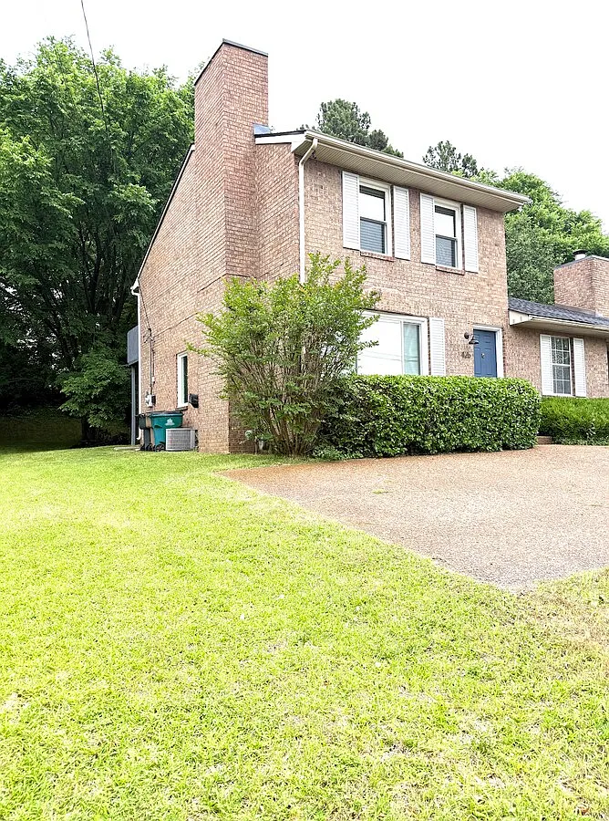 Building Photo - 426 Hill Rd