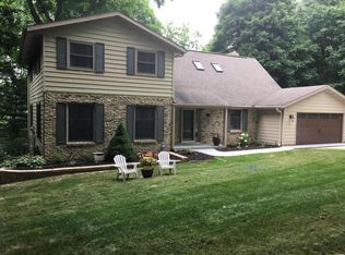 928 W Decorah Rd, West Bend, WI 53095