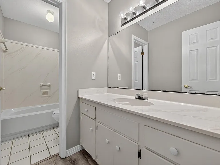 3 Neptune Dr — Photo 34