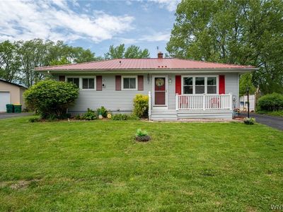 6453 Cloverleaf Dr, Lockport, NY, 14094