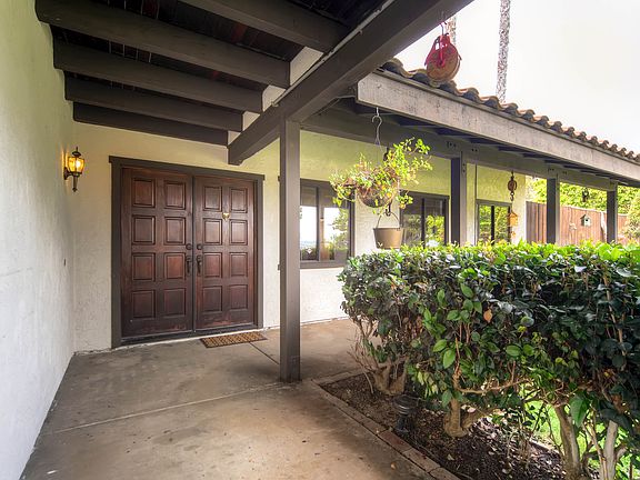 3rd image of 1210 Lupine Hills Dr