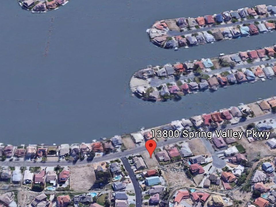 2nd image of 13800 Spring Valley Pkwy