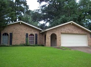 6035 Ferncreek Dr, Jackson, MS 39211