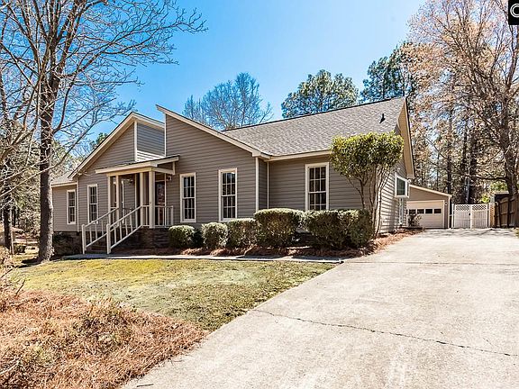3rd image of 419 Moss Creek Dr