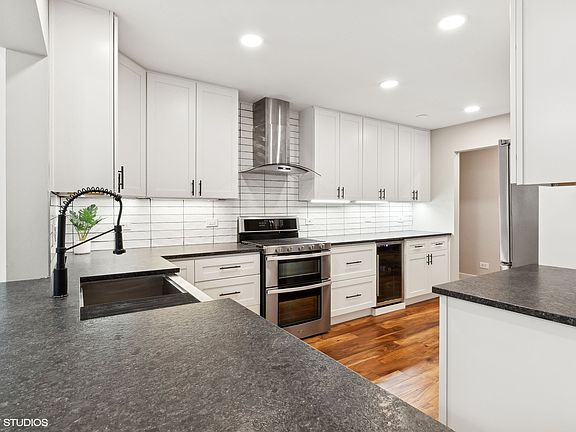 5th image of 640 N Kaspar Ave