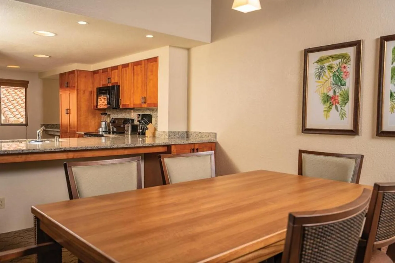 2 bed, 2.0 bath, 1614 sqft, $9,120 — Photo 4