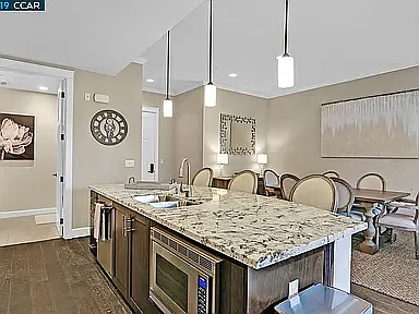 200 Railroad Ave #202 — Photo 2