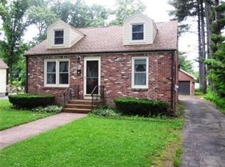 55 Greenleaf Ave, West Springfield, MA 01089