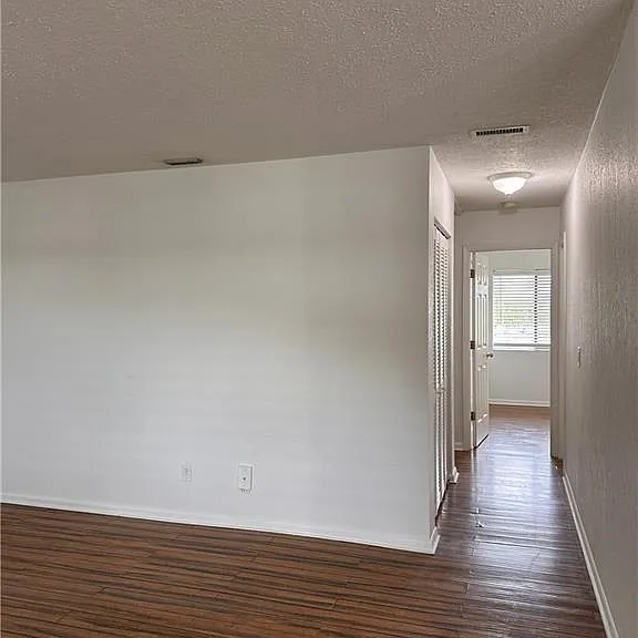 4629 Bayshore Dr #J7 — Photo 6