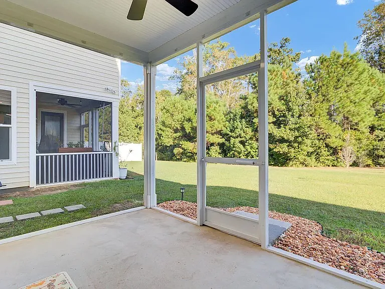 115 Hawthorne Landing Dr — Photo 31
