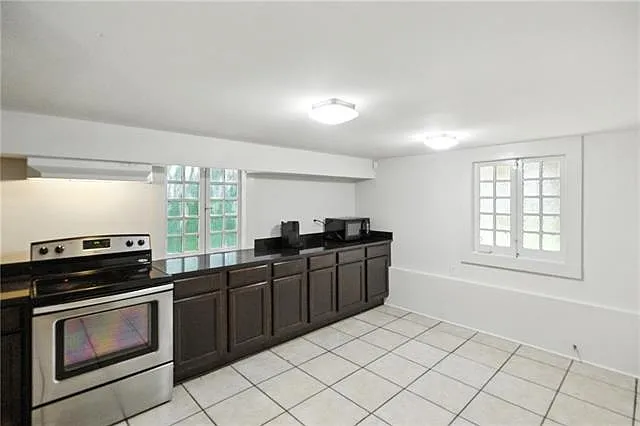 1438 Broadway St #B — Photo 6