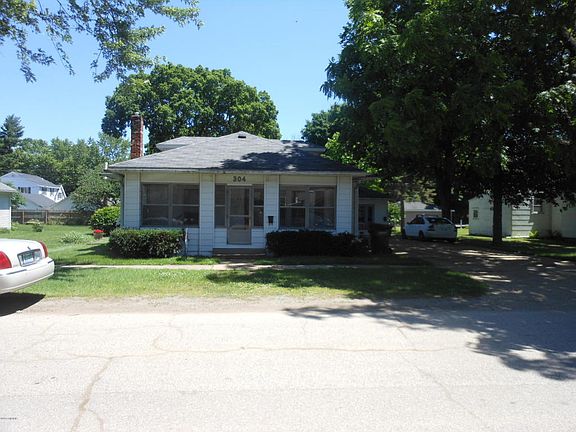 4th image of 304 N Mechanic St