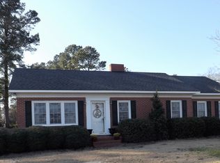 1370 Rackley Rd, Clinton, NC 28328