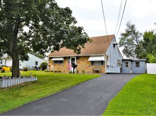 1005 Terrace Blvd, Ewing, NJ 08618