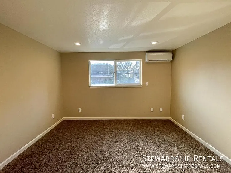 1020 E 18th Ave #1 — Photo 17