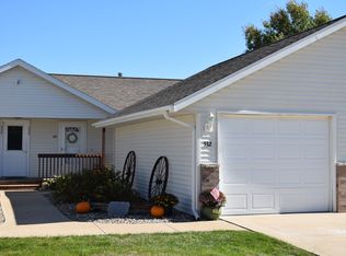 532 Iris Ave, Tiffin, IA 52340