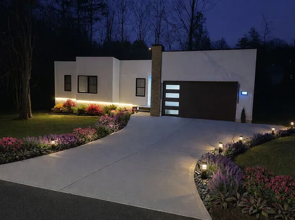 2520 27th Avenue Cir NE, Hickory, NC 28601