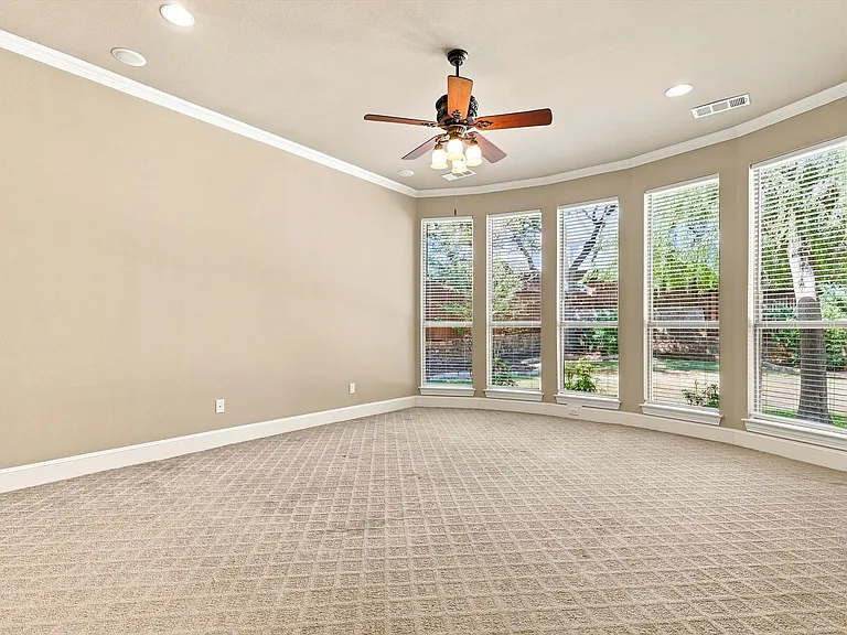 731 Lockridge Rd — Photo 25