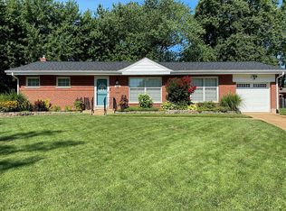 9536 Sophine Ln, Saint Louis, MO