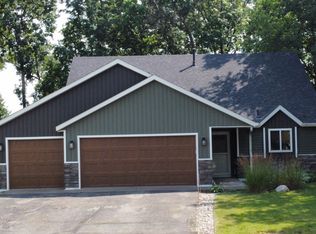 2004 3rd St N, Sartell, MN 56377