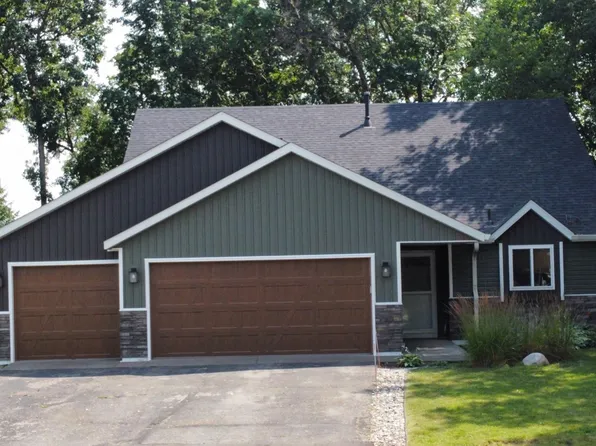 2004 3rd St N, Sartell, MN 56377