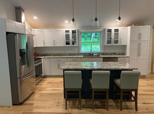 354 Newton Ln, White River Junction, VT 05001
