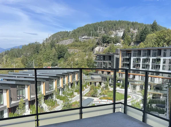 1500 Scott Cres, Squamish, BC V8B 1A8