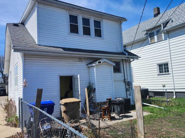 7607 15th AVENUE, Kenosha, WI 53143