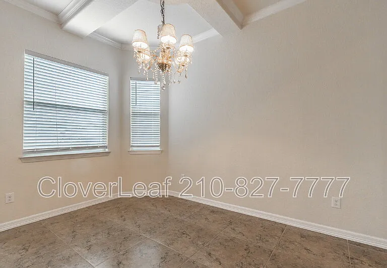6126 Lowrie — Photo 16