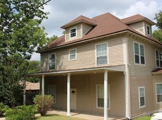 1432 14th St, Huntsville, TX 77340