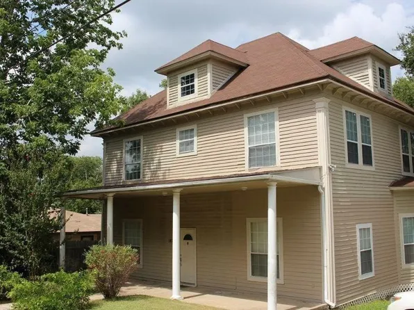 1432 14th St, Huntsville, TX 77340