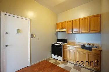 Rented by Rennit Inc.