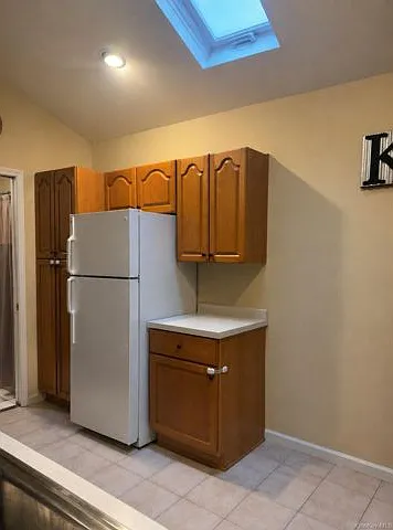 1 bed, 1.0 bath, 1000 sqft, $2,700 — Photo 4