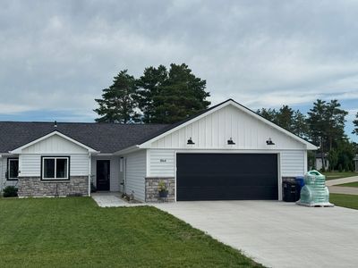 864 Lake Forest Cir, Detroit Lakes, MN, 56501
