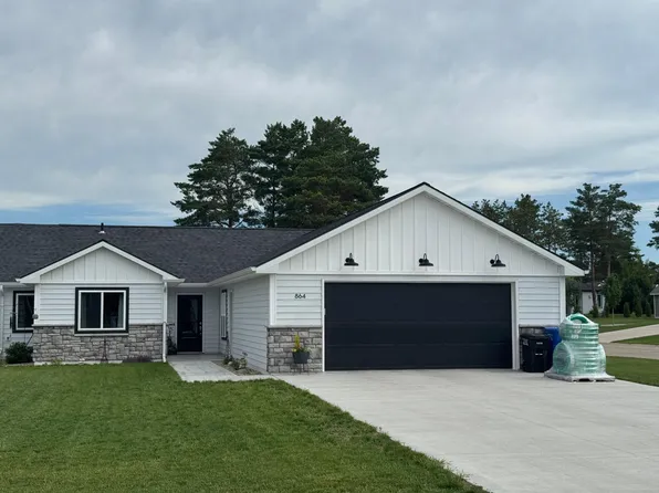 864 Lake Forest Cir, Detroit Lakes, MN 56501