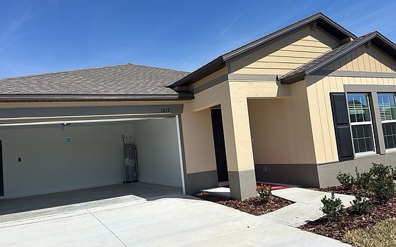 2nd image of 1617 Tropical Oasis Ave