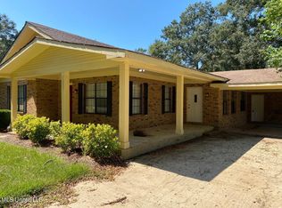 314 2nd St SW, Magee, MS 39111