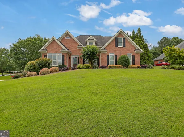 1304 Swallows Walk, Grayson, GA 30017