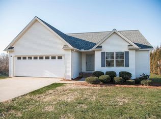 2137 B C Grant Rd, Baldwin, GA 30511