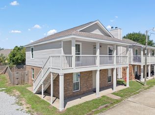 1070 Bayshore Rd #J, Gulf Breeze, FL 32563