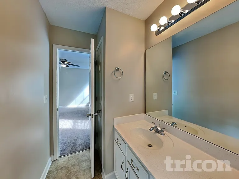 1024 Crowders Woods Dr — Photo 7