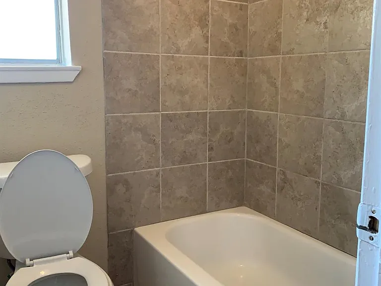 722 Stephanie Dr — Photo 15