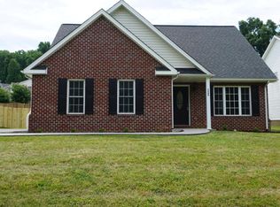 7900 Wood Haven Rd, Roanoke, VA 24019