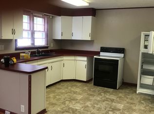 20 Trenton Rd, Carbondale, IL 62903